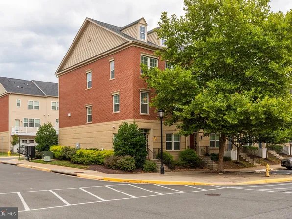 16010 Madison Ridge Pl, Gainesville, VA 20155