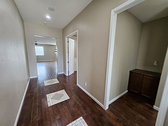 5th image of 1625 Sereno Dr