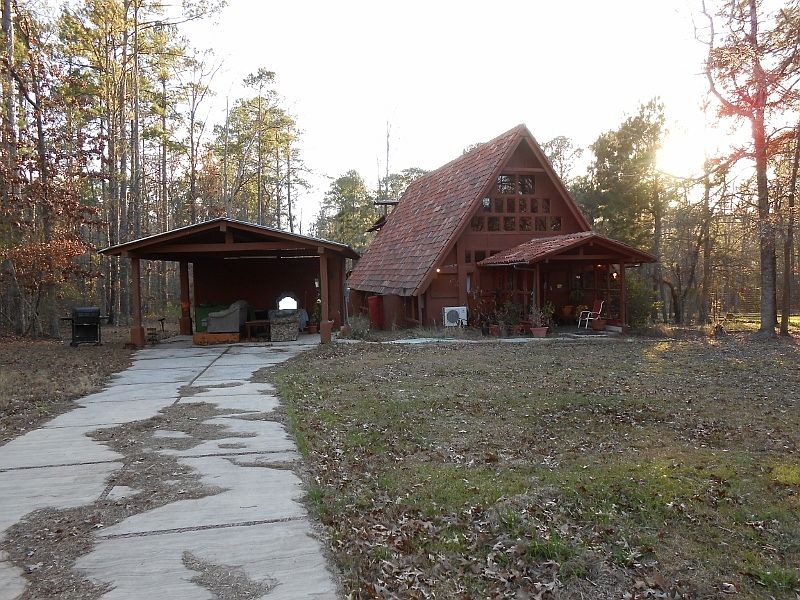 1st image of 227 Moss Ln