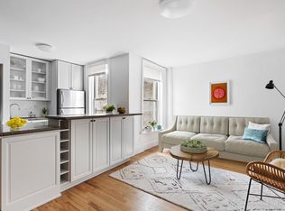 427 15th St APT 3C, Brooklyn, NY 11215