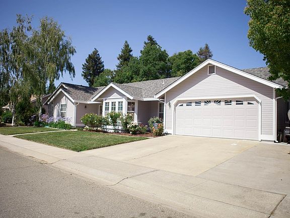 2nd image of 1462 Coughlin Ct