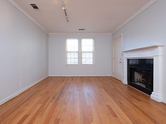 5th image of 1707 N University Ave
