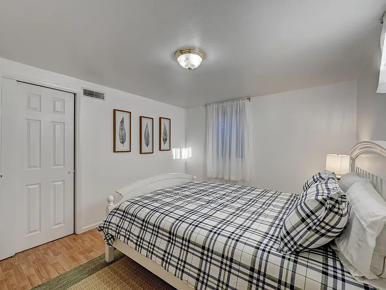 471 S Marshall St #B — Photo 19