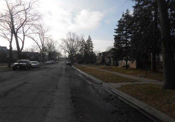 2nd image of 14505 S La Salle St