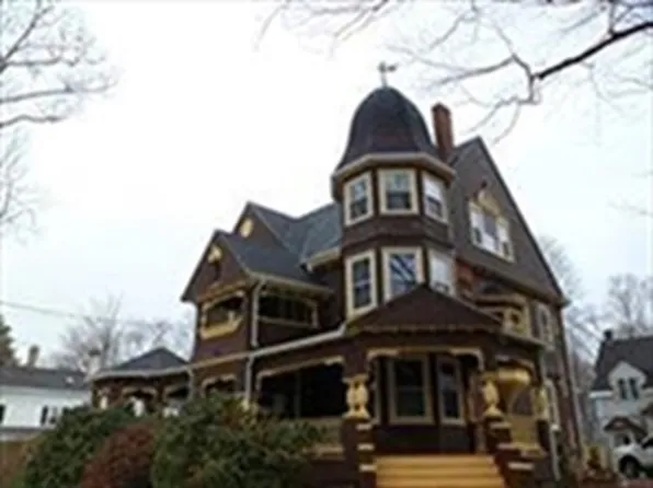 104 S Main St #3, Middleboro, MA 02346