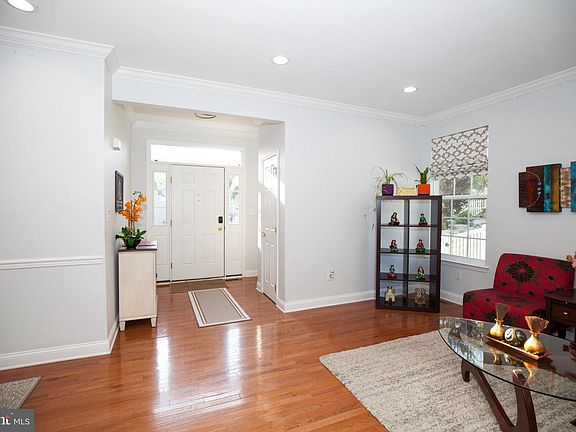 4th image of 432 Ruby Rd