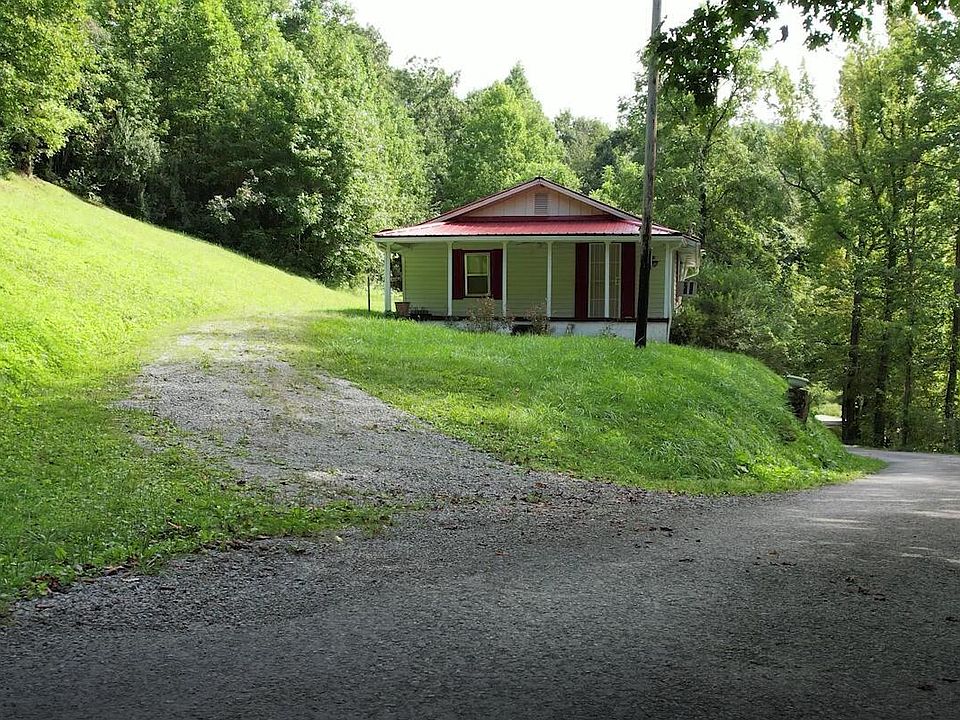 672 Big Rd 4, La Follette, TN 37766 Zillow