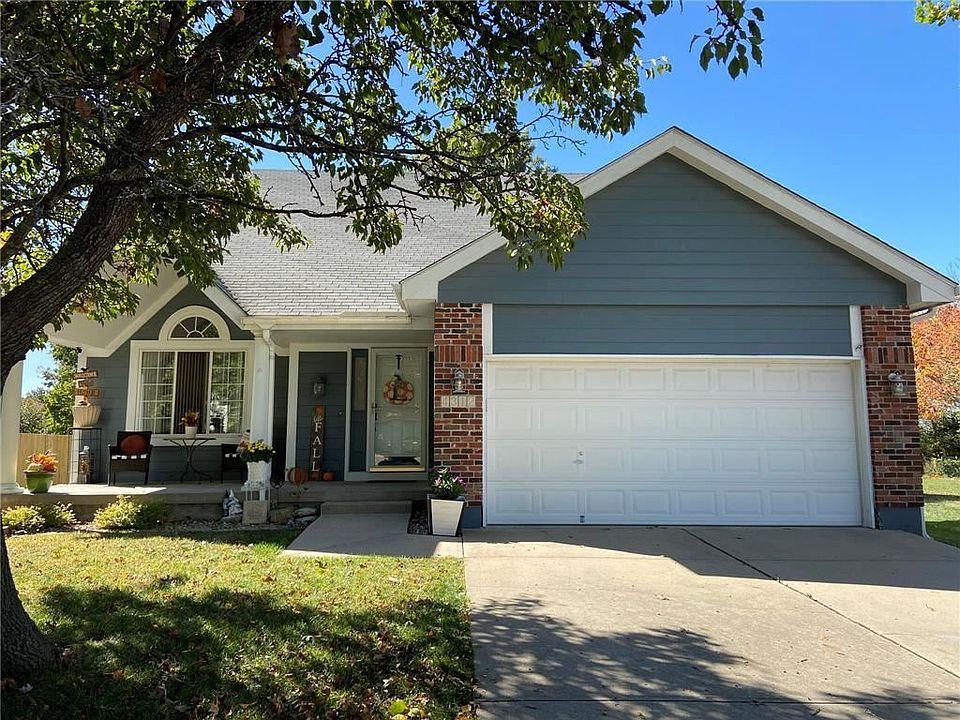 1st image of 4312 NW Briarwood Dr