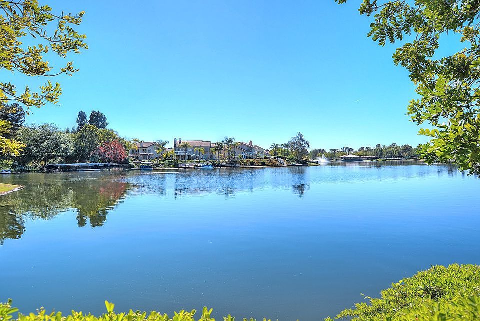 1st image of 10089 Thornbird Ct