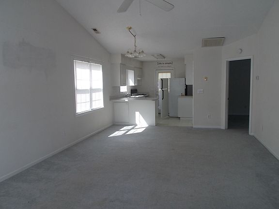 2nd image of 105 White Ash Ln