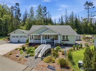 651 Happy View Ln, Sequim, WA 98382