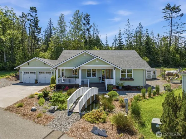 651 Happy View Lane, Sequim, WA 98382