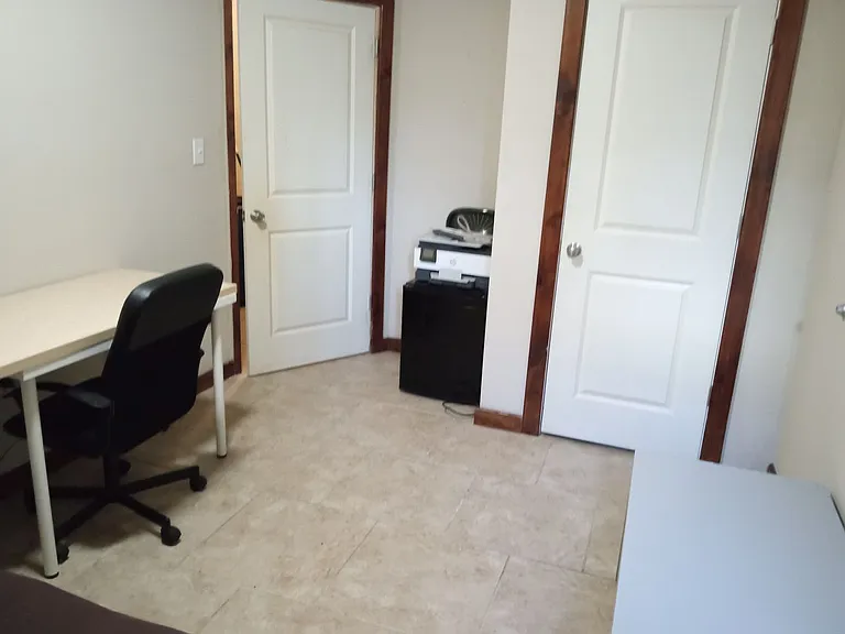 3223 Wallace St — Photo 2