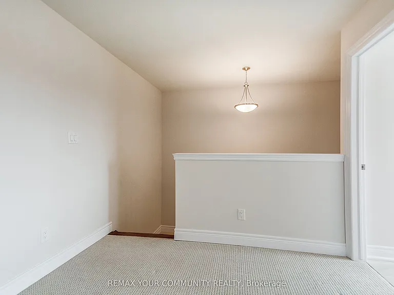 436 Viking St — Photo 14