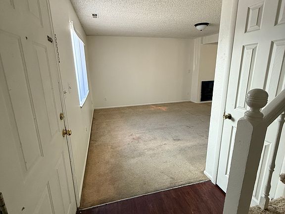 2nd image of 573 Dawn Ct APT 3