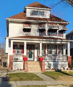 5360 Burns Ave, Detroit, MI, 48213