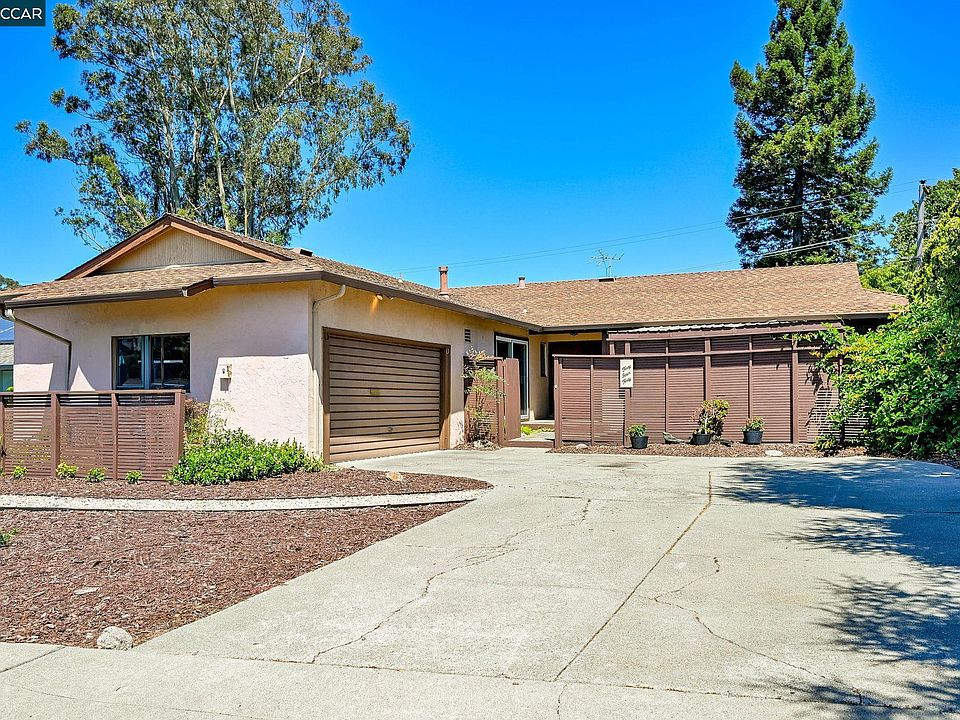 1st image of 4440 Meadowbrook Dr