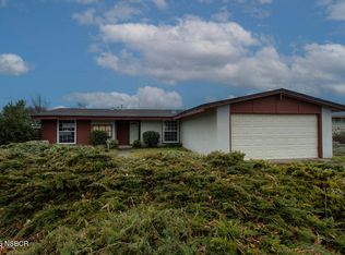 1633 Calle Nueve, Lompoc, CA 93436