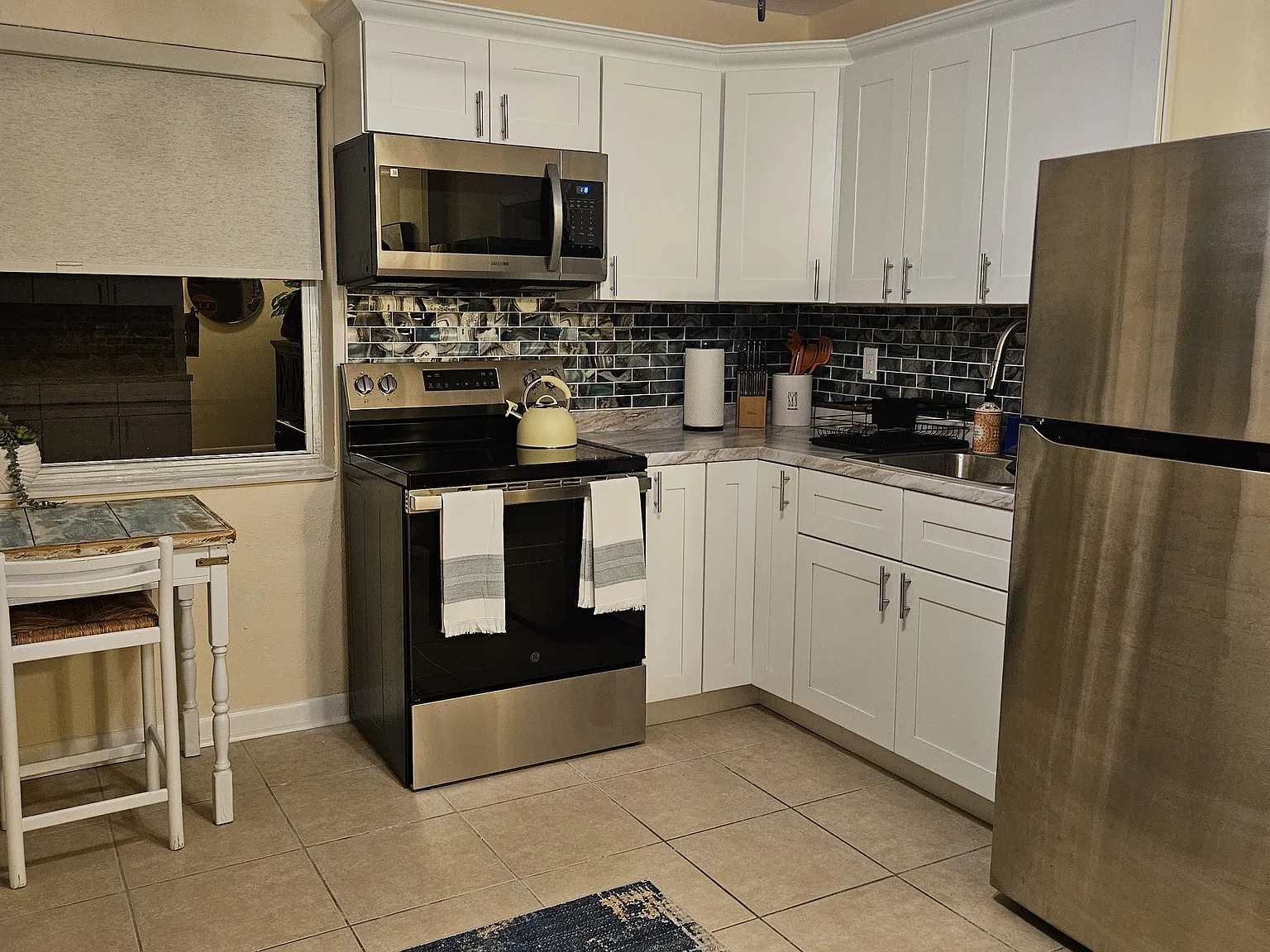 221 Condict Dr — Photo 4
