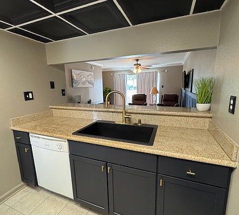 2nd image of 3230 Cumberland Rd APT 35