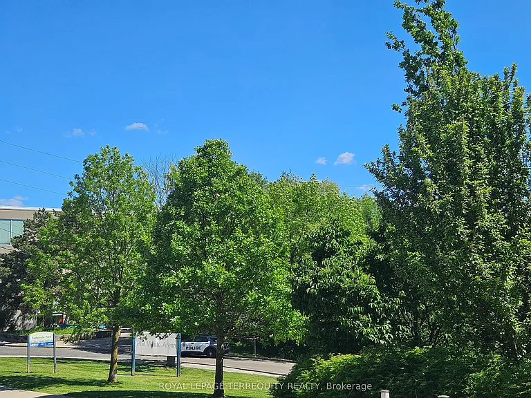 450 Arlington Ave #3 — Photo 17
