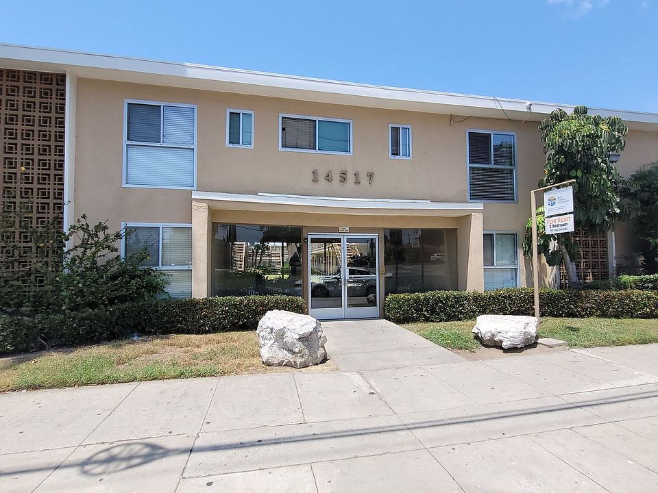 1st image of 14517 S Vermont Ave APT 17