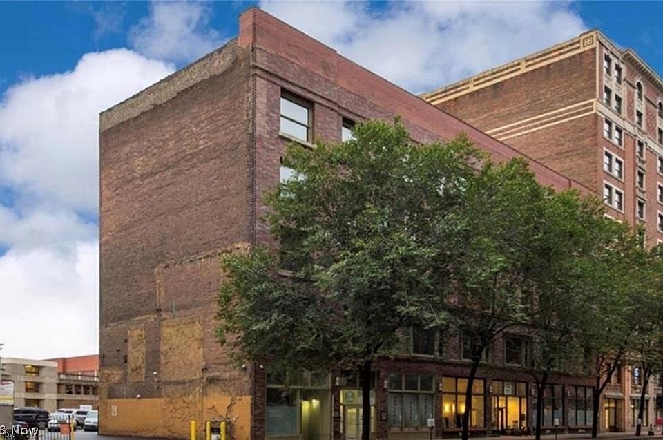 1st image of 1104 Prospect Ave E #406