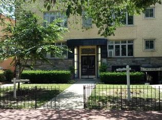 819 E Capitol St SE APT 202, Washington, DC 20003