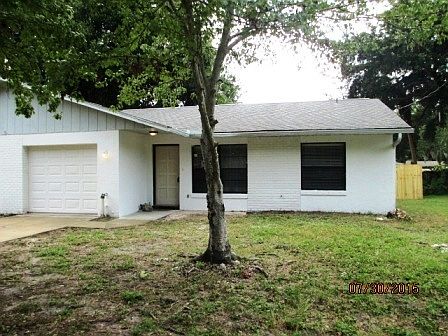 1st image of 838 1st St