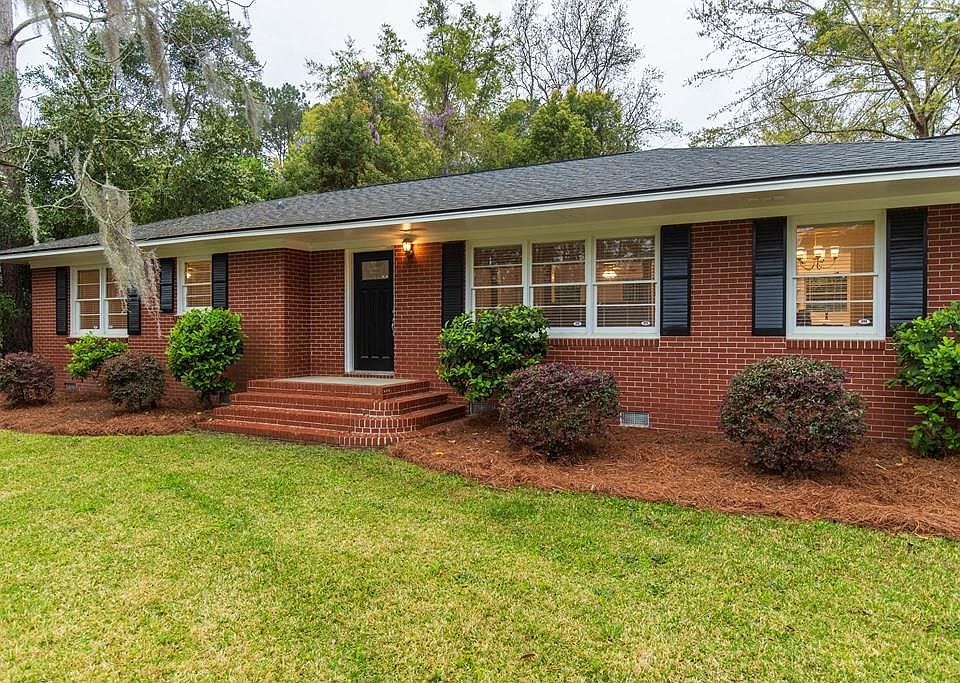 1st image of 2408 Orlando Dr