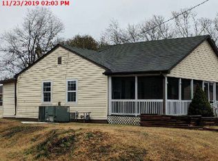 105 Long Dr, Harriman, TN 37748