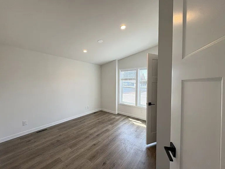 13640 SE Highway 212 #127 — Photo 9