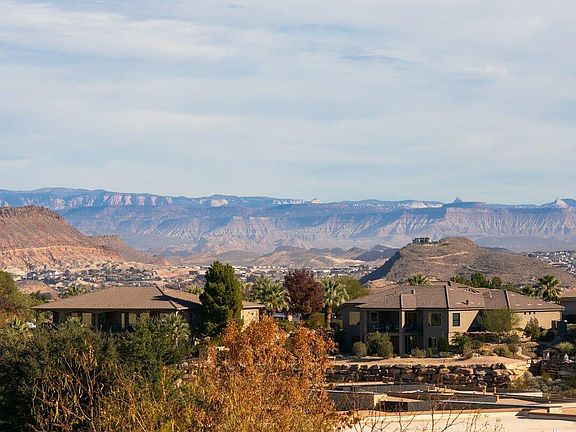 5th image of 2054 E Topaz Way