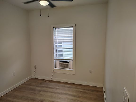 4th image of 30 S Wild Olive Ave #1