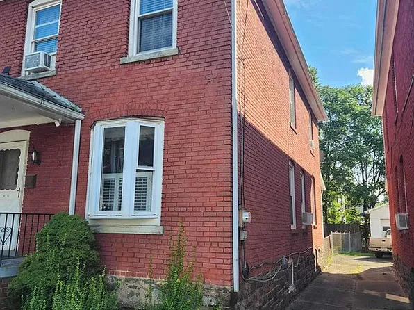 42 Lawrence St, Wilkes Barre, PA 18702