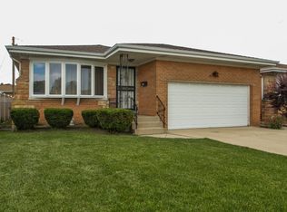 4641 N Potawatomie Ave, Chicago, IL 60656