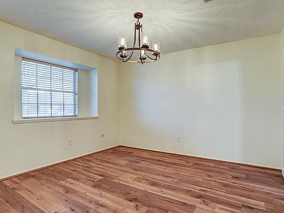 5th image of 17223 Heritage Bay Dr