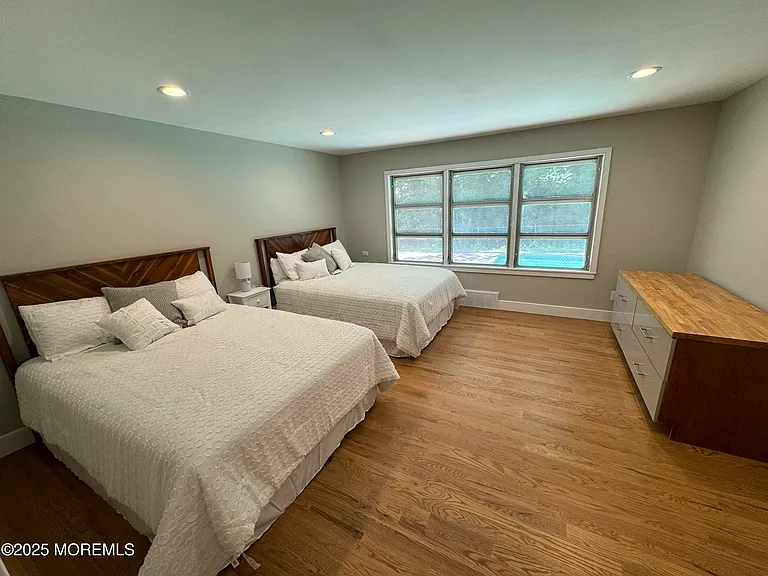 720 Corlies Ave — Photo 11