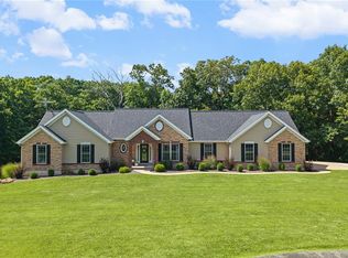 15 Ridgecrest Ct, Troy, MO 63379