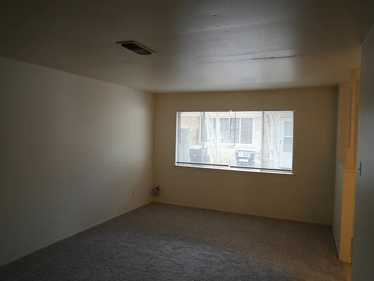 1712A Lawyer St #A — Photo 8