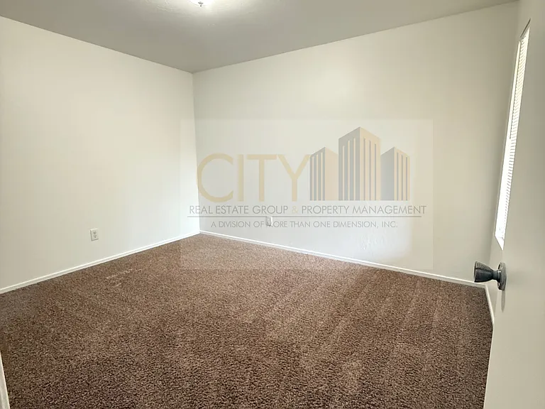 7708 N Laurelglen Blvd #A — Photo 10