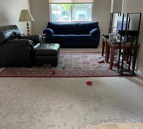 2nd image of 814 Rensselaer Ave Floor 2