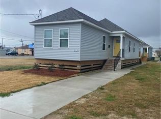 2205 Weyer St, Gretna, LA 70053