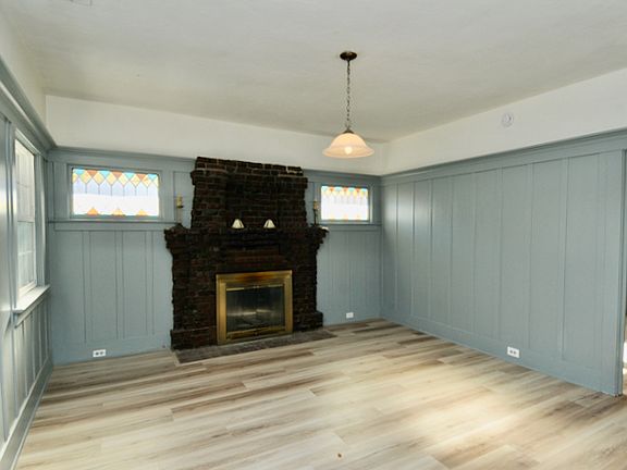 4th image of 1314 S B St #A