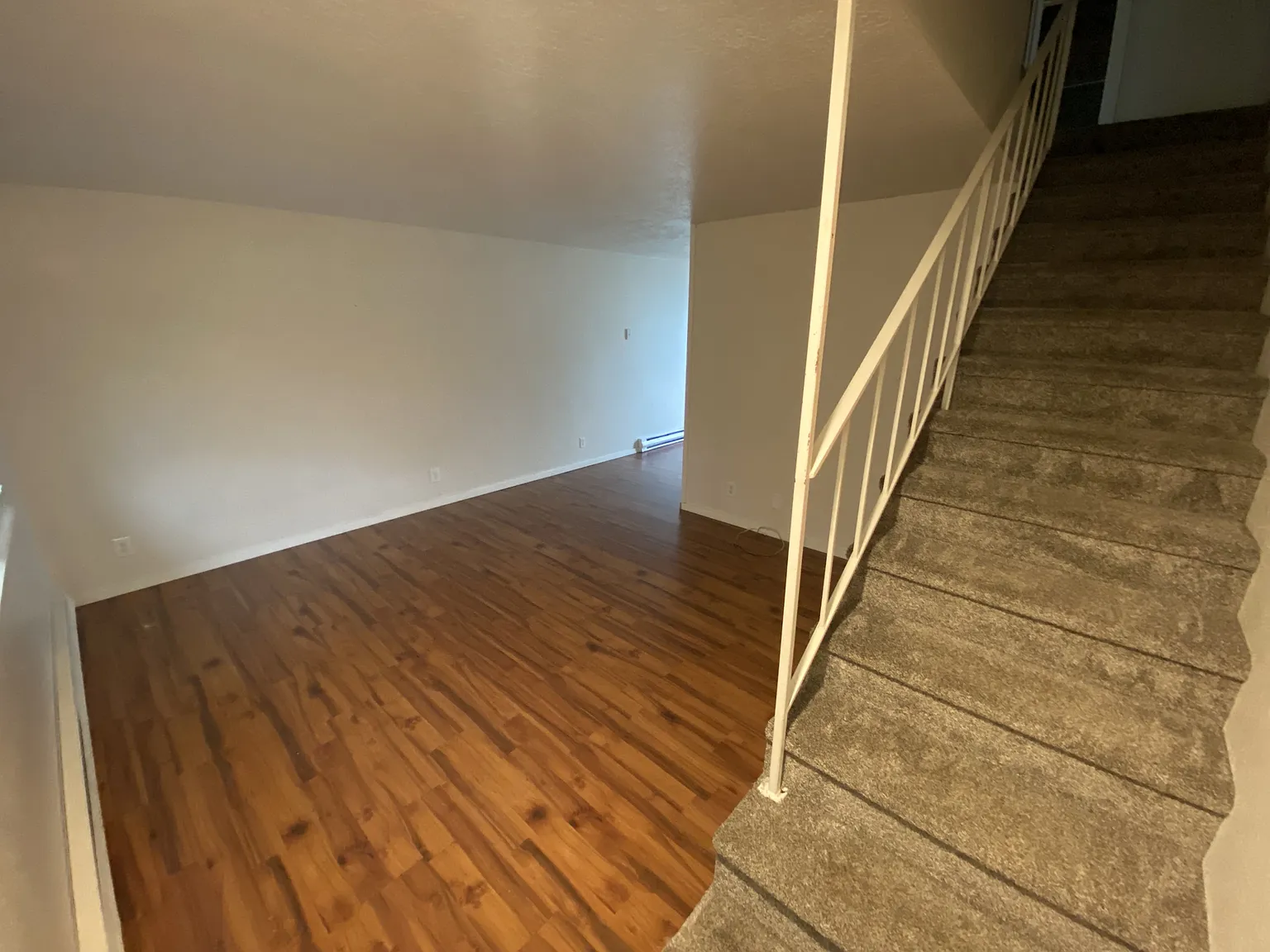 172 Salem Heights Ave SE - 172 — Photo 2