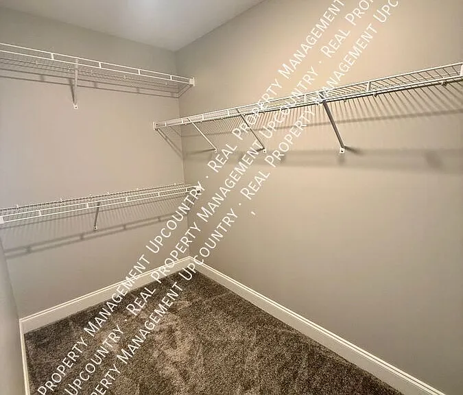 747 Shelburne Ln — Photo 7