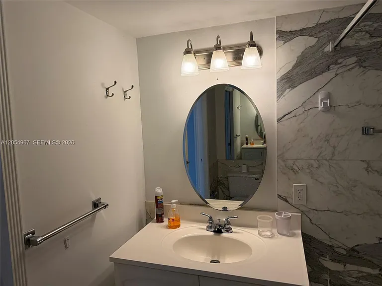 3850 Galt Ocean Dr #111 — Photo 28