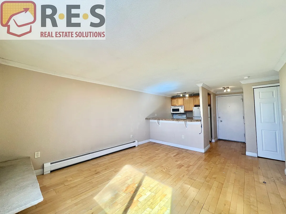 Building Photo - 1125 N Washington St #502