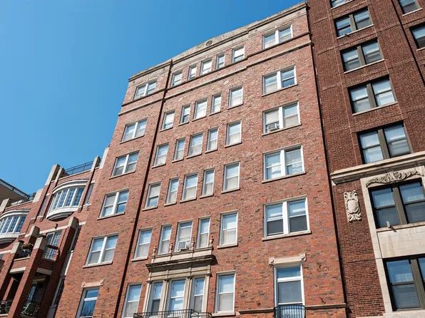432 W Belmont, 432 W Belmont Ave APT 202, Chicago, IL 60657