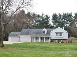 4012 Cardinal Rd, Akron, OH 44333